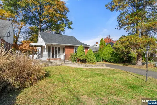 811 Summit Avenue, Hackensack, NJ 07601