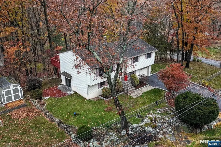 24 Fountain Drive, Ringwood, NJ 07456 - Image #3