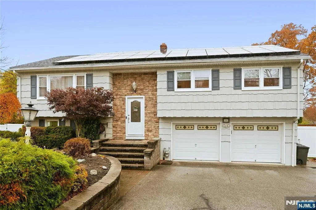 286 Spruce Avenue, Emerson, NJ 07630 - Image #1