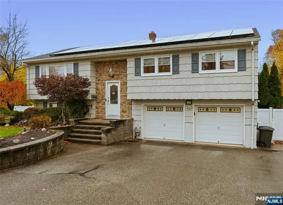 286 Spruce Avenue, Emerson, NJ 07630 - Image #2