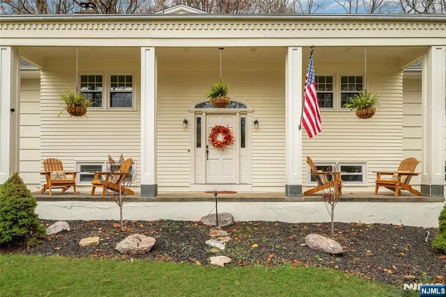 7 Kentbrook Terrace, Kinnelon, NJ 07405 - Image #2