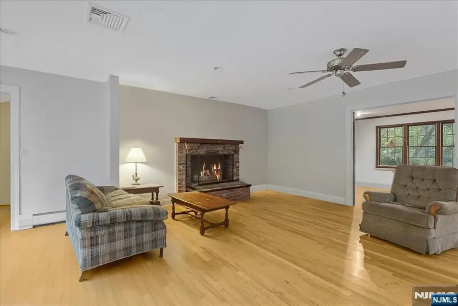 240 Ottowa Lane, Franklin Lakes, NJ 07417 - Image #3