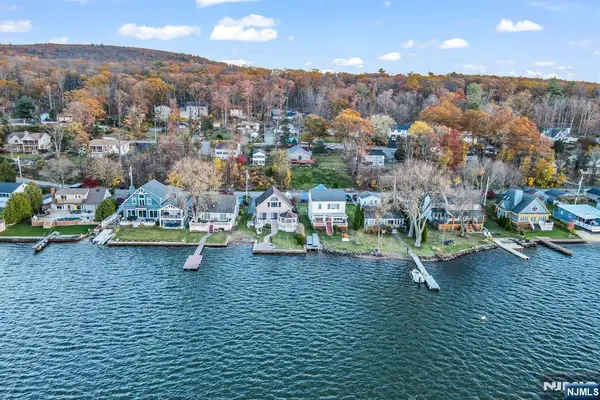 59 Forest Lake Drive, West Milford, NJ 07421