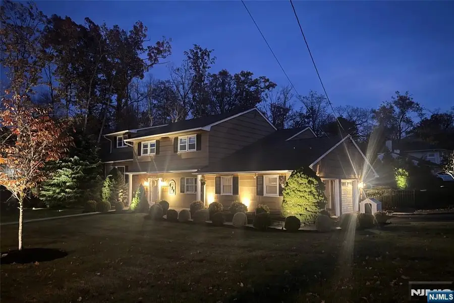 182 Park, West Caldwell, NJ 07006 - Image #2