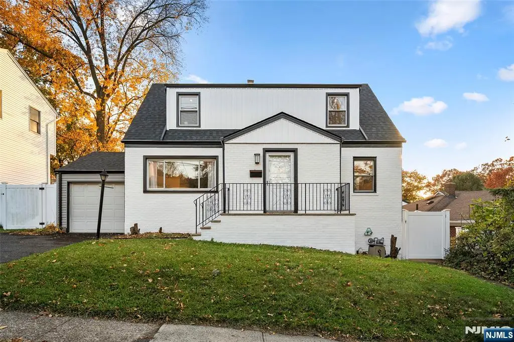 636 Elm Avenue, Ridgefield, NJ 07657 - Image #1