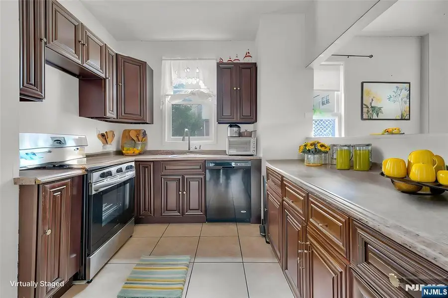 709 10th Street, Union City, NJ 07087 - Image #2