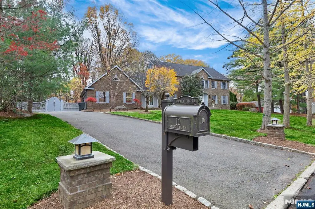 10 Watch Hill Road, Mahwah, NJ 07430 - Image #1