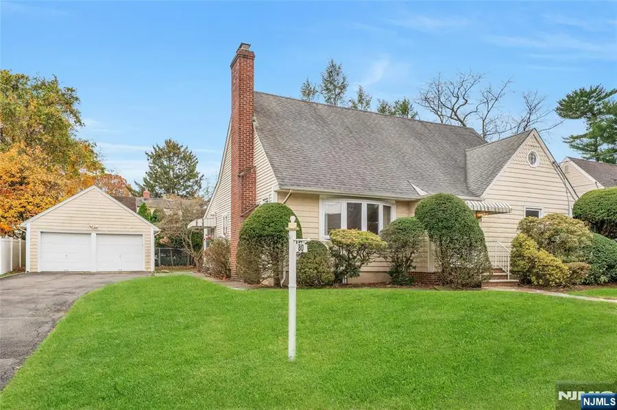 80 Voorhees Street, Teaneck, NJ 07666 - Image #2