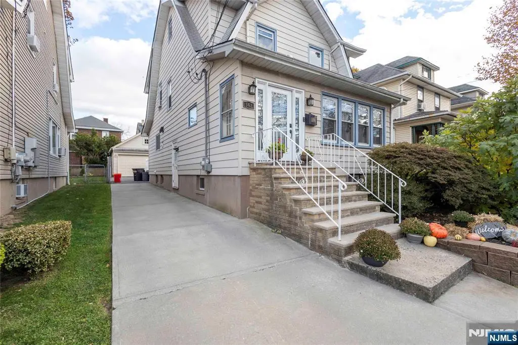 562 Oregon Avenue, Cliffside Park, NJ 07010 - Image #1