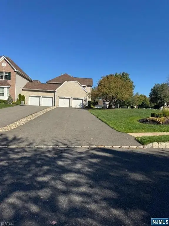 28 Langdale 28, Wayne, NJ 07470 - Image #2