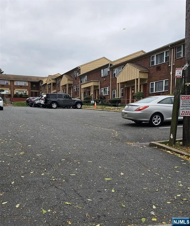 924 Stuyvesant Avenue E1, Irvington, NJ 07111 - Image #1