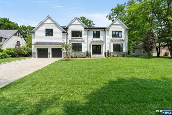 22 Northwood Avenue, Demarest, NJ 07627