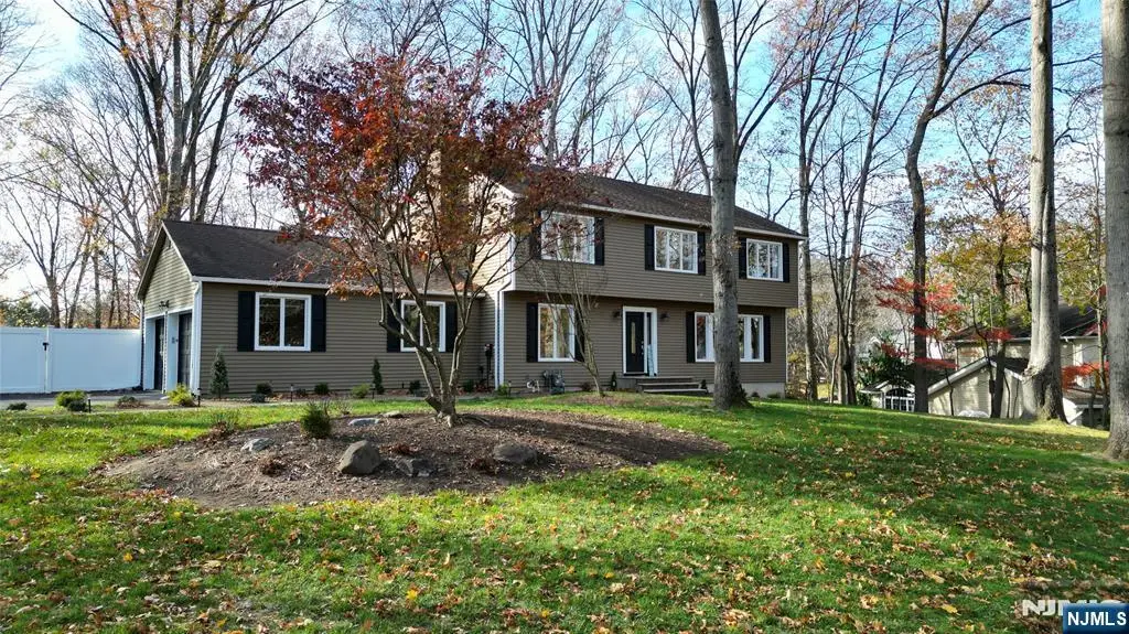 567 Echo Glen Avenue, River Vale, NJ 07675 - Image #1