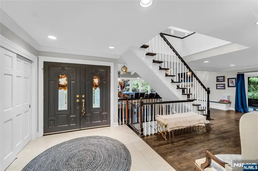 305 Westwind Court, Norwood, NJ 07648 - Image #3