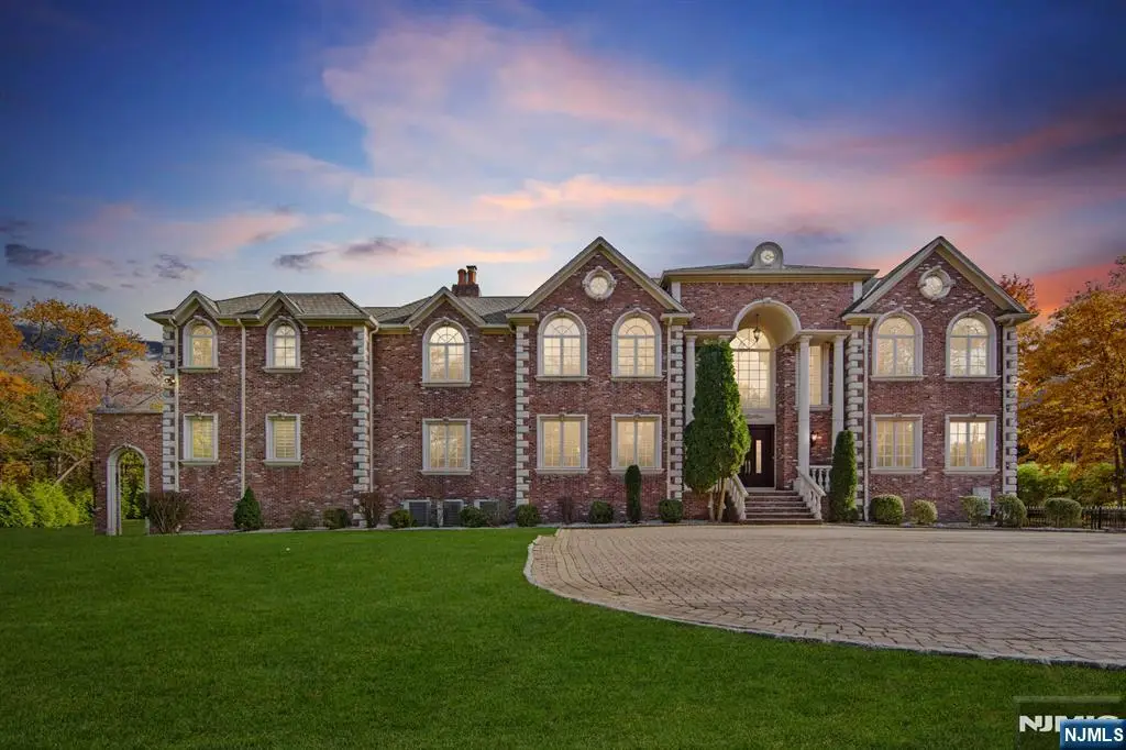 24 Tulip Tree Lane, Alpine, NJ 07620 - Image #1