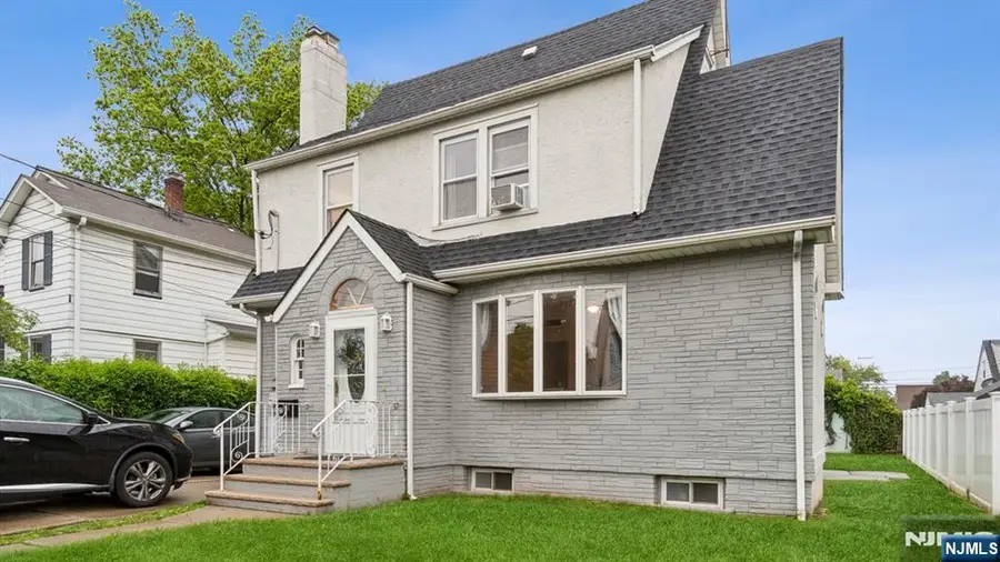 233 Lasalle, Hasbrouck Heights, NJ 07604 - Image #2