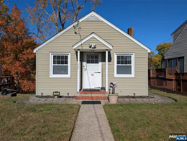 240 Woodcliff Avenue, Little Falls, NJ 07424