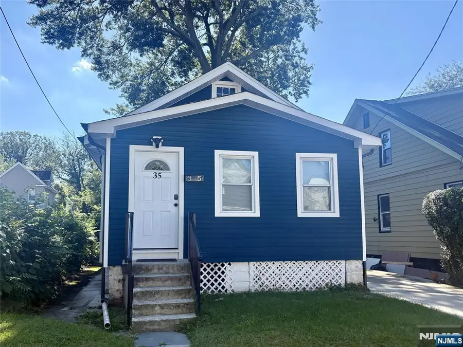 35 Bamford Place, Irvington, NJ 07111 - #3