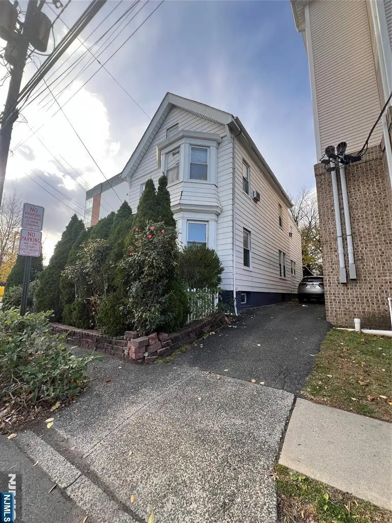 106 Orange Street, Bloomfield, NJ 07003 - Image #2