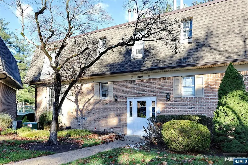 259 Collignon Way 3A, River Vale, NJ 07675 - Image #1