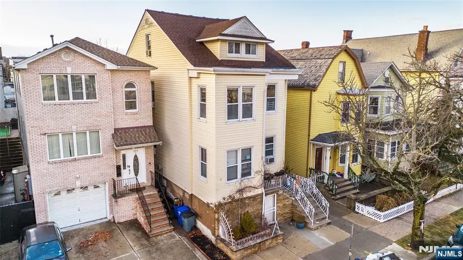 308 Davis Avenue, Harrison, NJ 07029 - Image #3