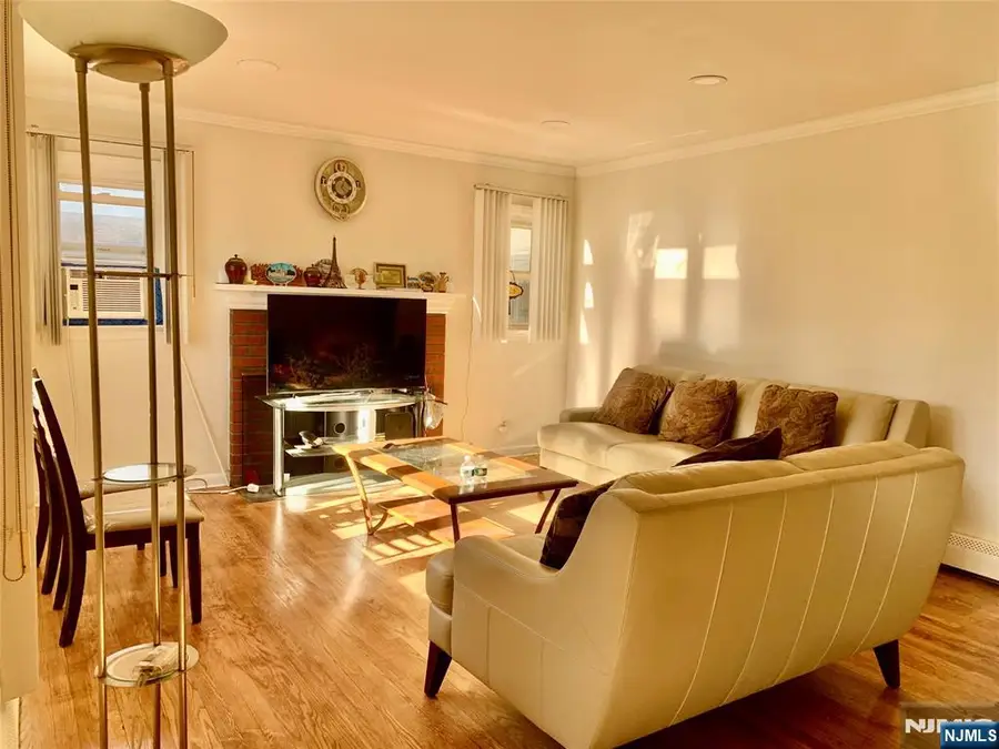 113 E Cedar Lane, Teaneck, NJ 07666 - Image #3