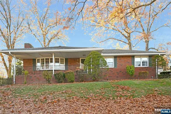 412 Coolidge Avenue, Twp of Washington, NJ 07676