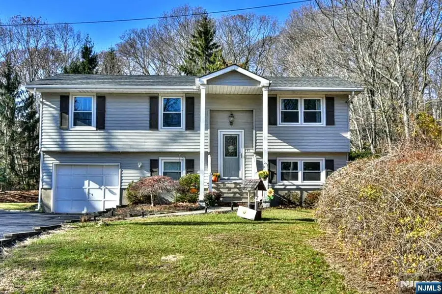 49 Broadway, West Milford, NJ 07480 - Image #3