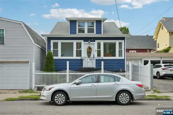 55 Hobart Place, Garfield, NJ 07026