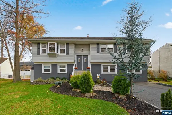 330 Congers Avenue, Northvale, NJ 07647