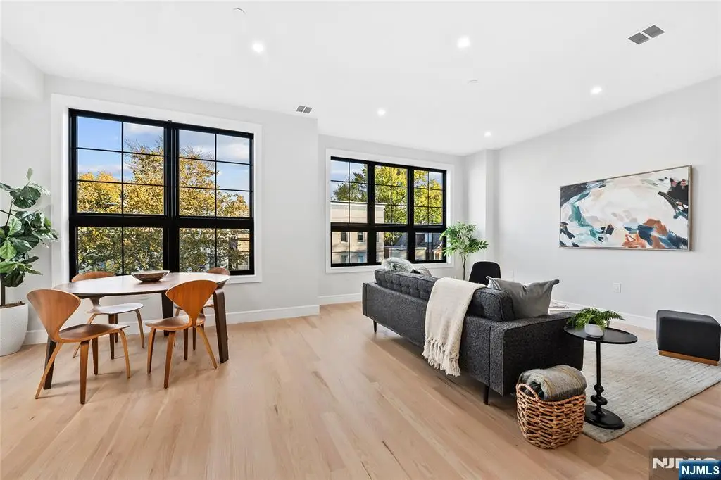 165 Delaware Avenue 3, Jersey City, NJ 07306 - Image #1