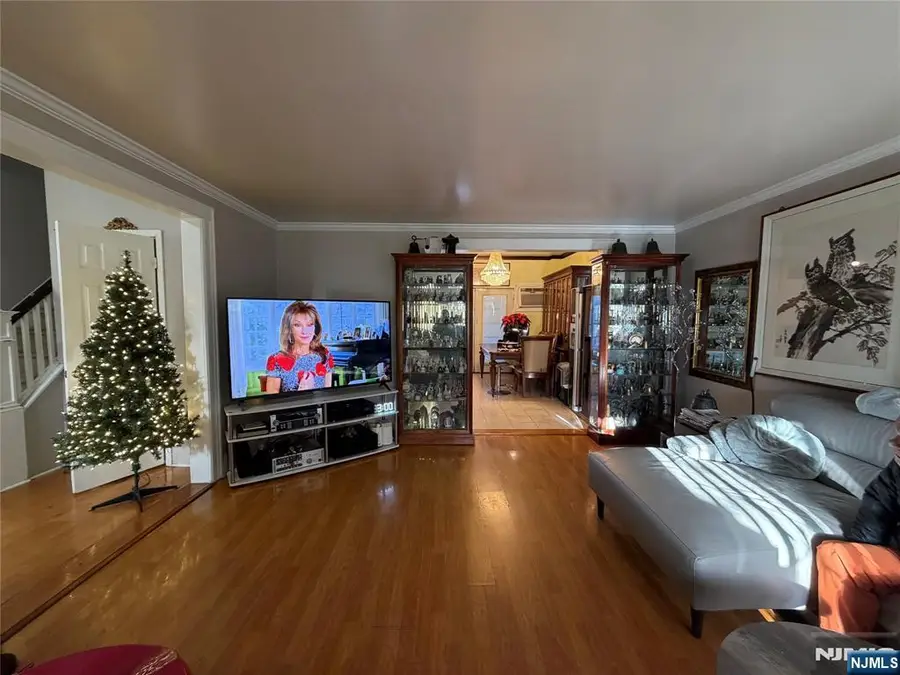 61 Homestead Avenue, Palisades Park, NJ 07650 - Image #2