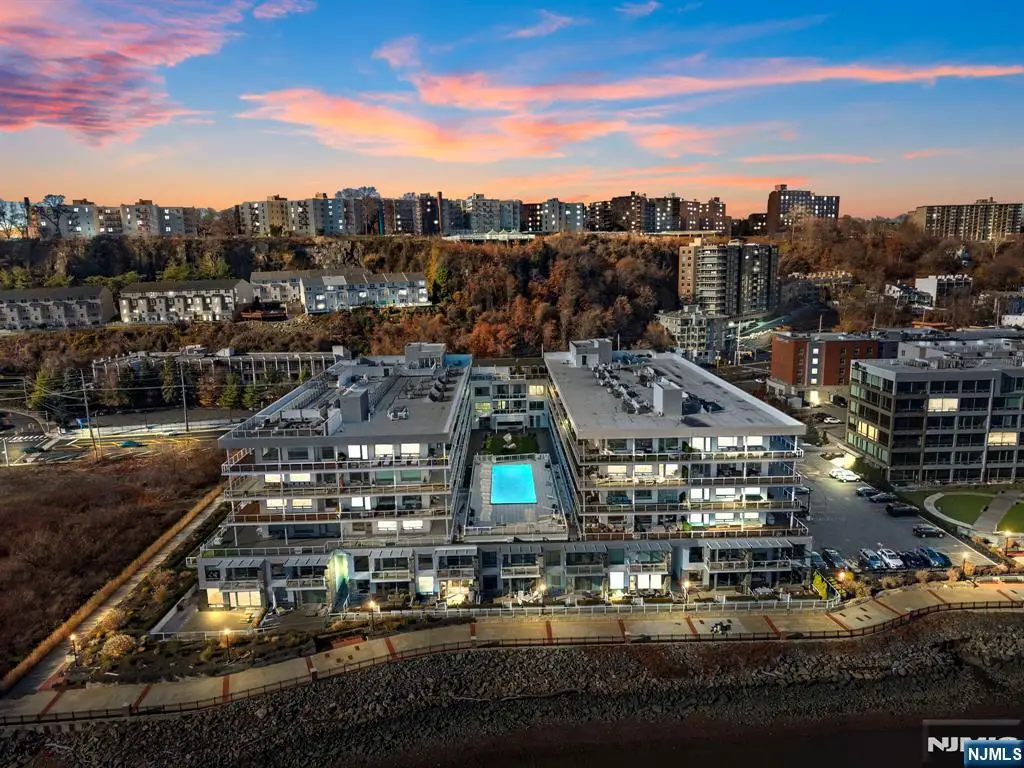 3 Somerset Lane 518, Edgewater, NJ 07020 - Image #1