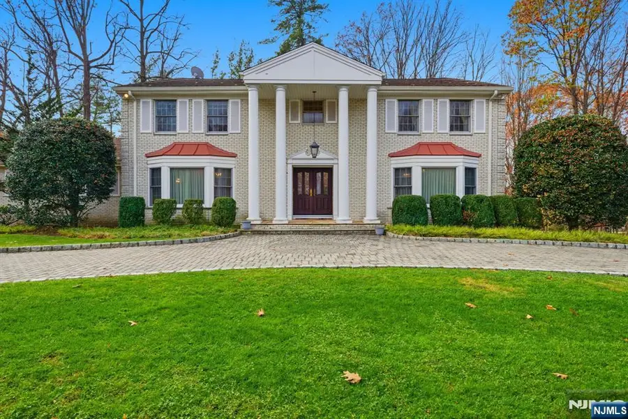 319 Truman Drive, Cresskill, NJ 07626 - Image #2