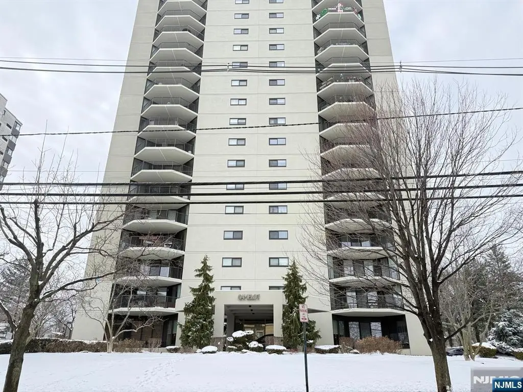 245 Prospect Avenue 3D, Hackensack, NJ 07601 - Image #1