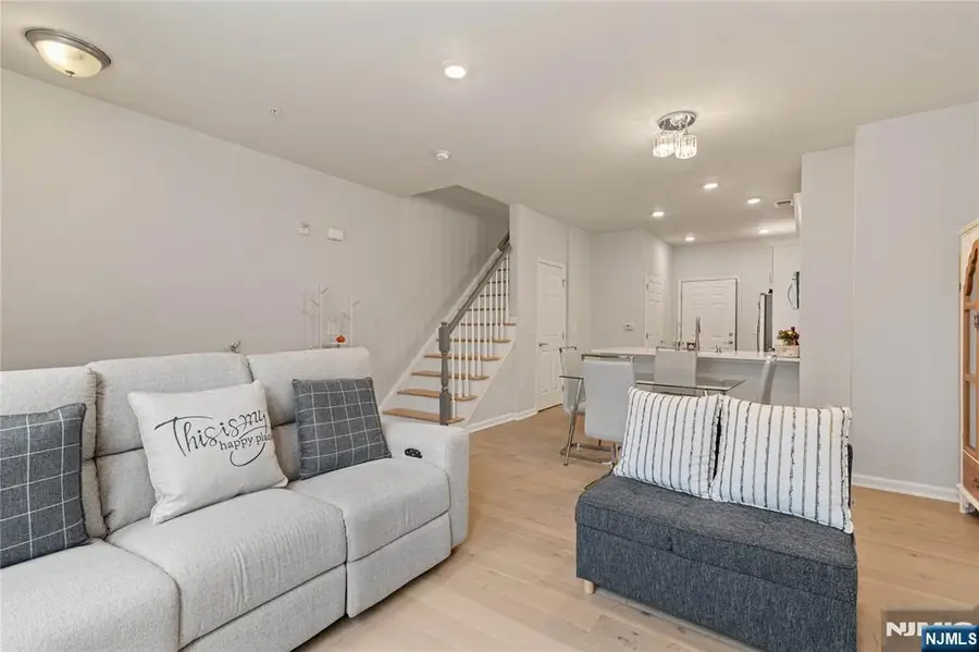 73 Wesmont Drive 1811, Wood Ridge, NJ 07075 - Image #2