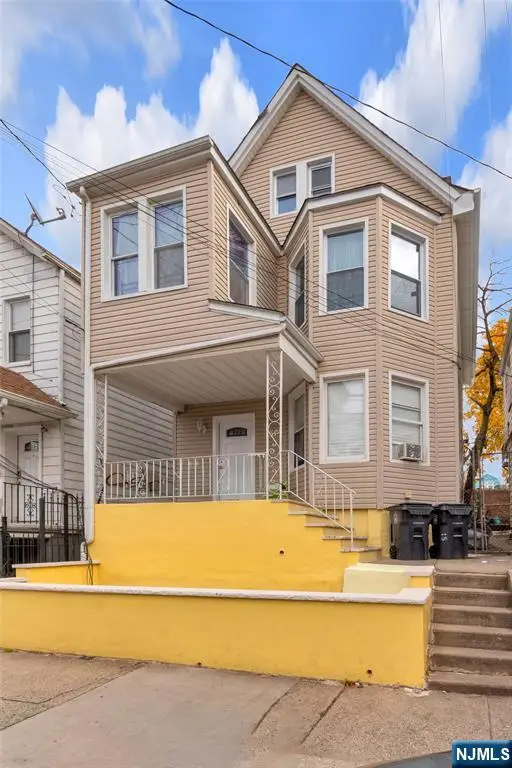 15 Highland Avenue, Newark, NJ 07104