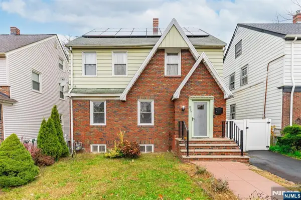 327 Field Place, Hillside, NJ 07205