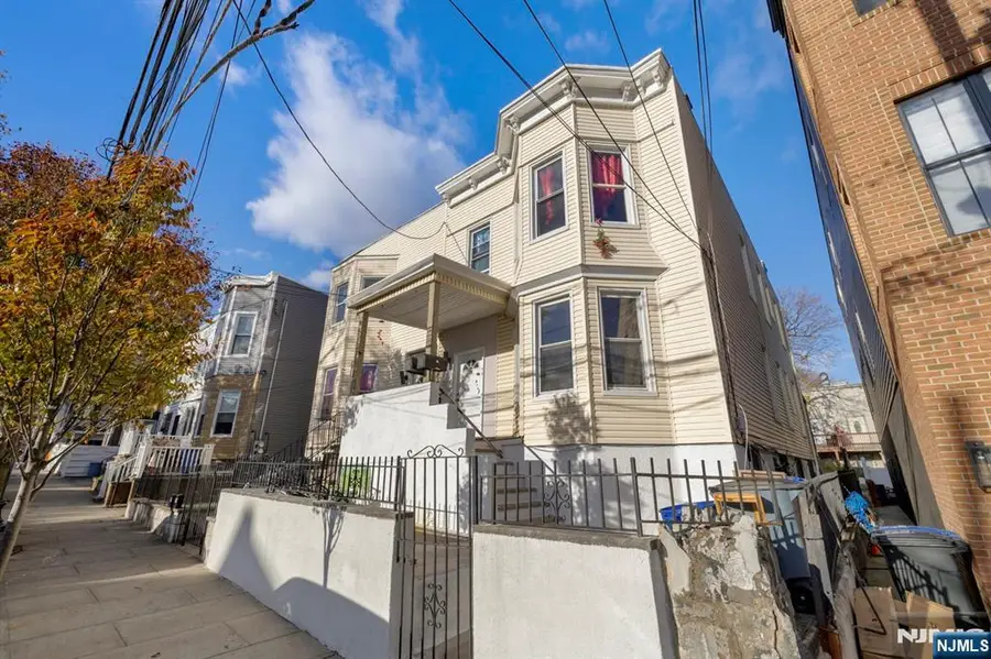 122 18th Street, Union City, NJ 07087 - Image #2