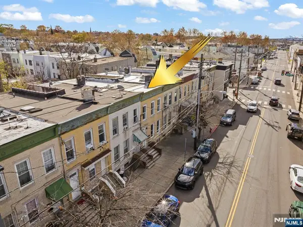 142 Side Avenue, Jersey City, NJ 07305