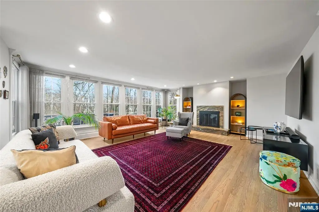 639 Pawnee Lane, Franklin Lakes, NJ 07417 - Image #1