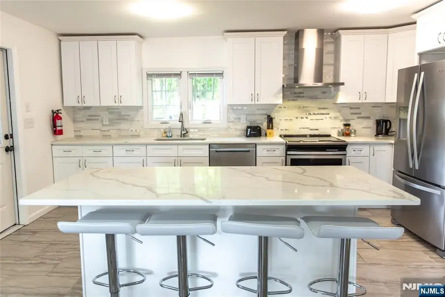 32 McNabb Road, Lake Hopatcong, NJ 07849 - Image #3