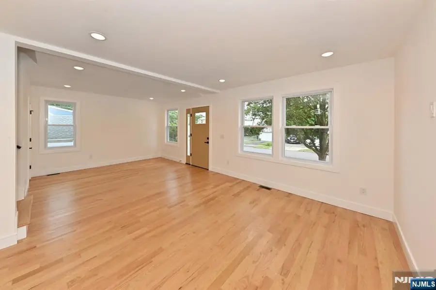 165 E 2nd Street, Clifton, NJ 07011 - Image #3