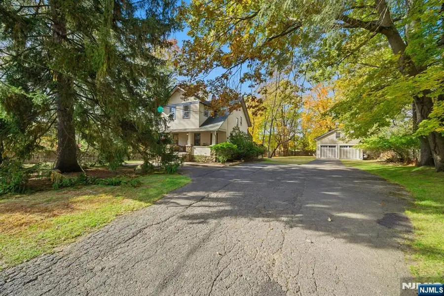 39 Highview Avenue, Park Ridge, NJ 07656 - Image #3