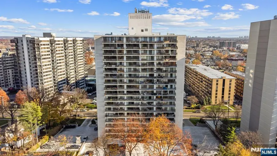 277 Prospect Avenue 11H, Hackensack, NJ 07601 - Image #2