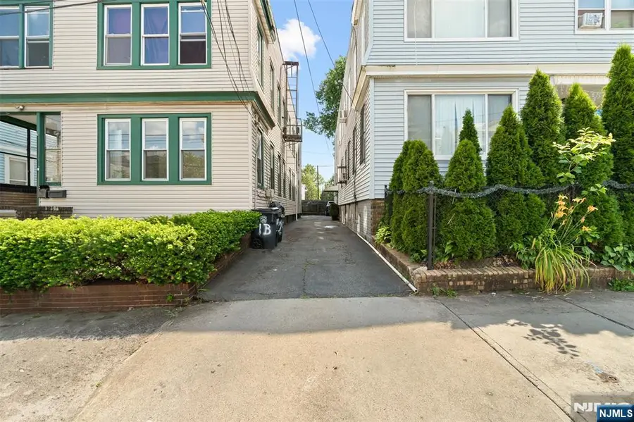 14 Patten Place, Newark, NJ 07112 - Image #2