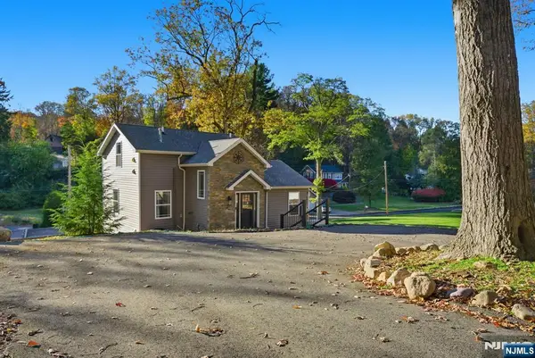 114 Townsend Road, Wanaque, NJ 07465