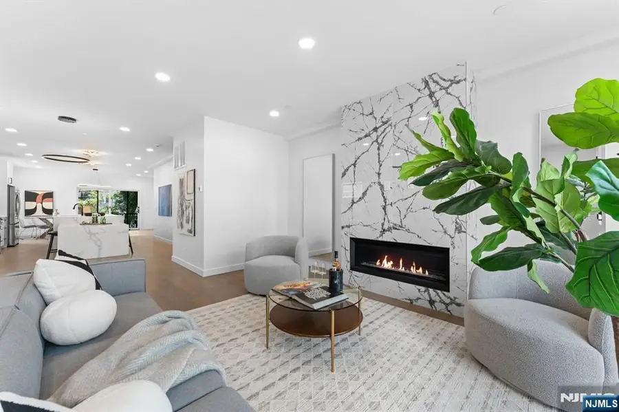 232 Grant Avenue, Cliffside Park, NJ 07010 - Image #3