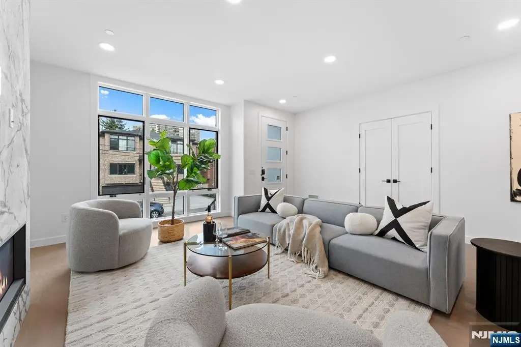 230 Grant Avenue Townhouse, Cliffside Park, NJ 07010 - Image #1