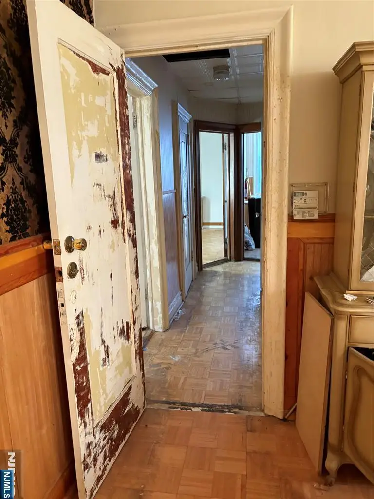 16 Britton Street, Jersey City, NJ 07306 - Image #2